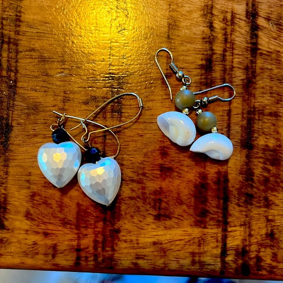 Jewelry - Earring lot of 2 dangling earrings
